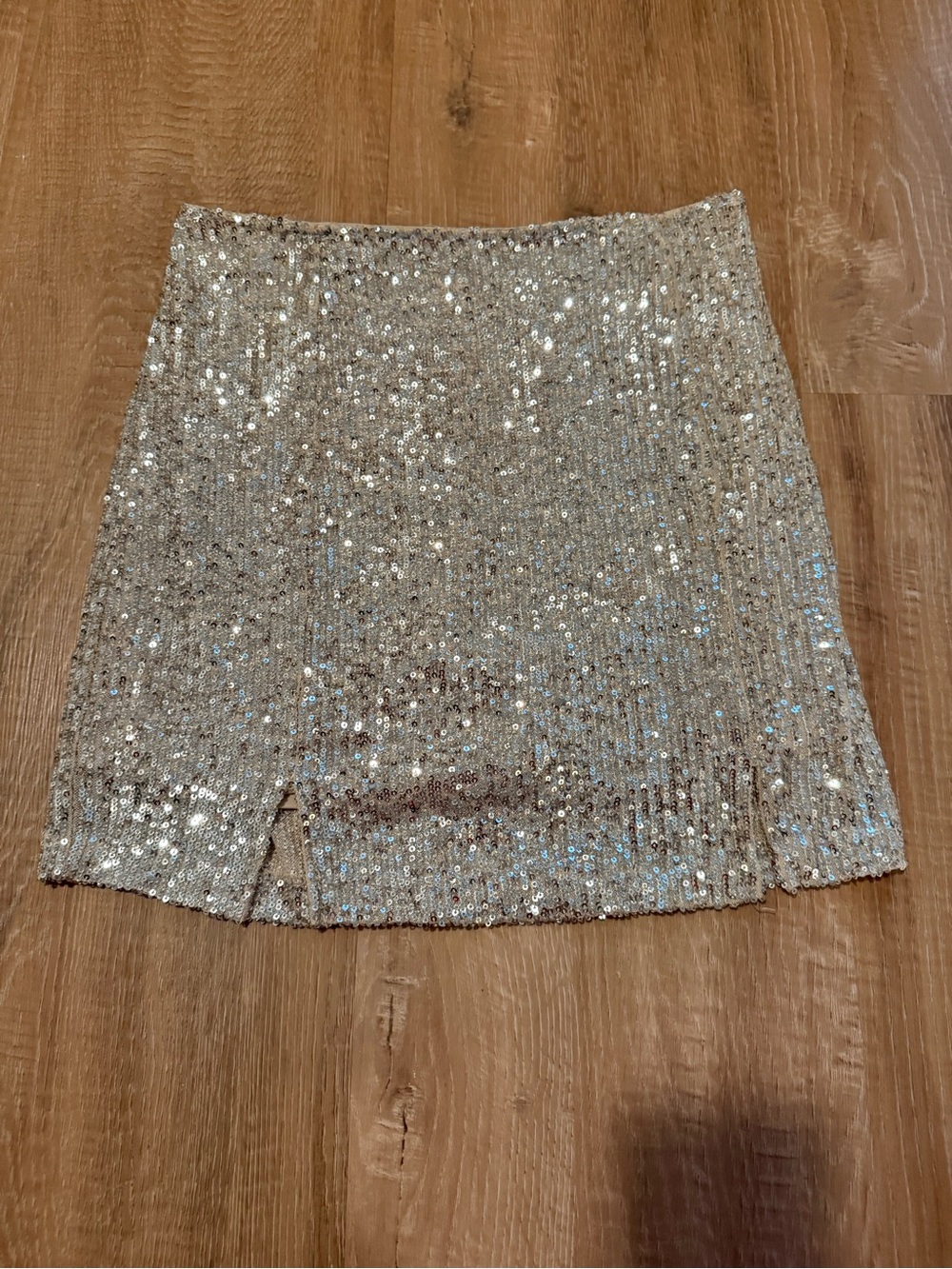 love on a hanger Silver Sequin Mini Skirt